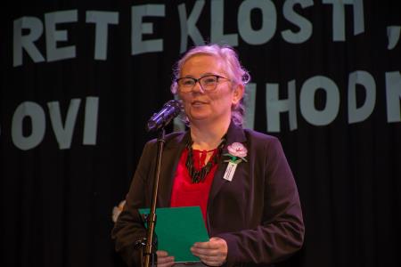 ‘‘Korenine preteklosti, sadovi prihodnosti” (14)